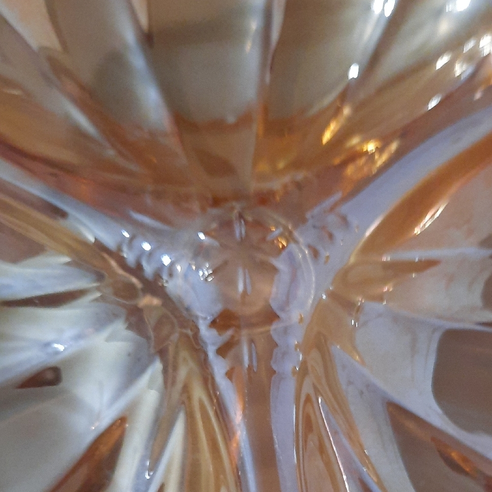 Vintage Jeannette Carnival Glass Marigold 3 Leaf Clover Candy/Nut Dish - Picture 6 of 6
